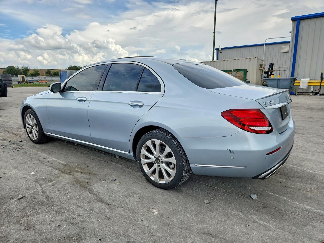 2018 MERCEDES-BENZ E 300 — снимка 2