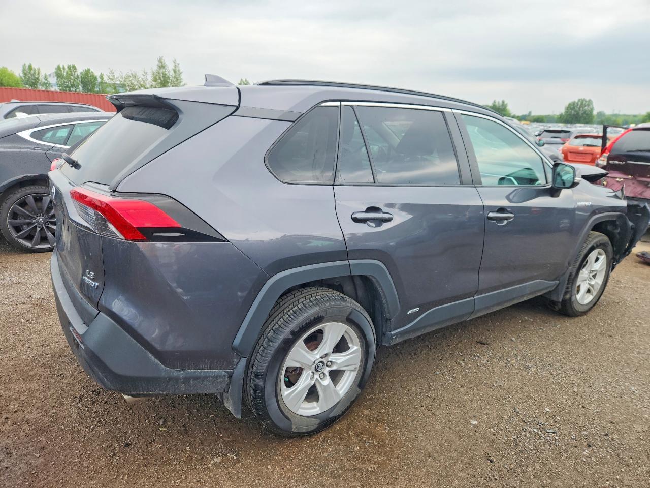 2019 TOYOTA RAV4 LE — снимка 3