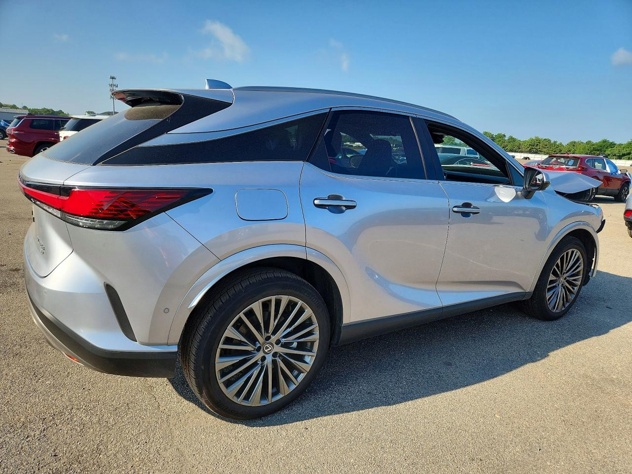 2026 LEXUS RX 450H+ LUXURY — снимка 3