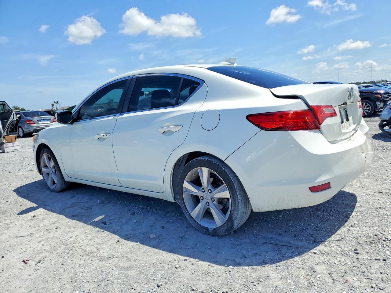 2015 ACURA ILX 20 — снимка 2