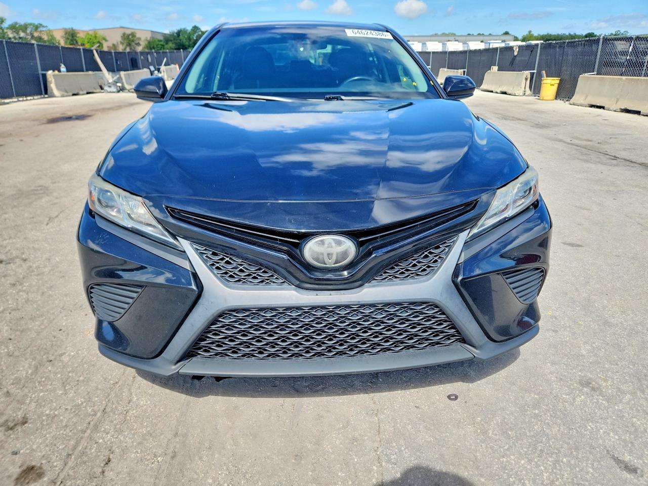 2020 TOYOTA CAMRY SE — снимка 5