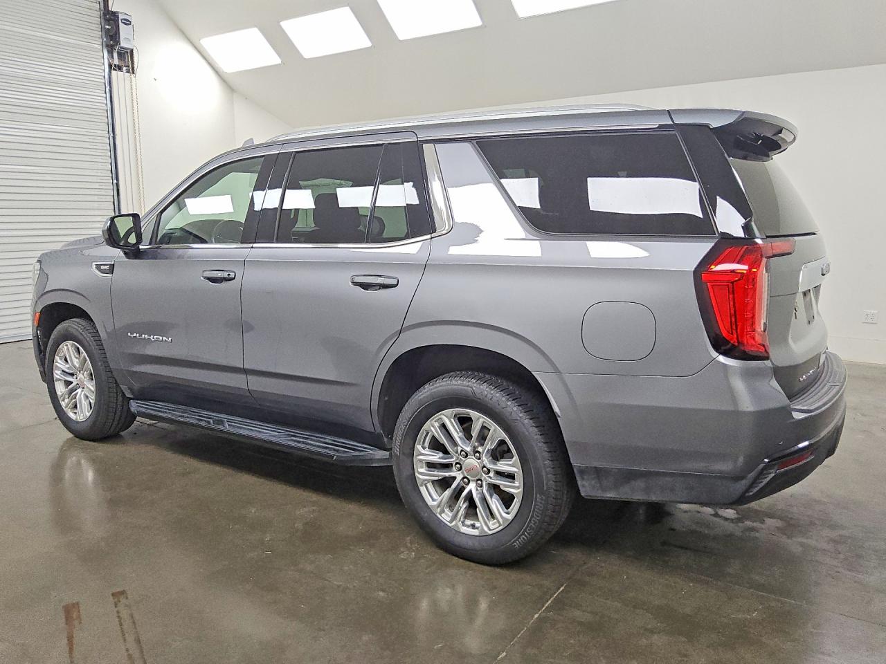 2022 GMC YUKON SLE — снимка 2