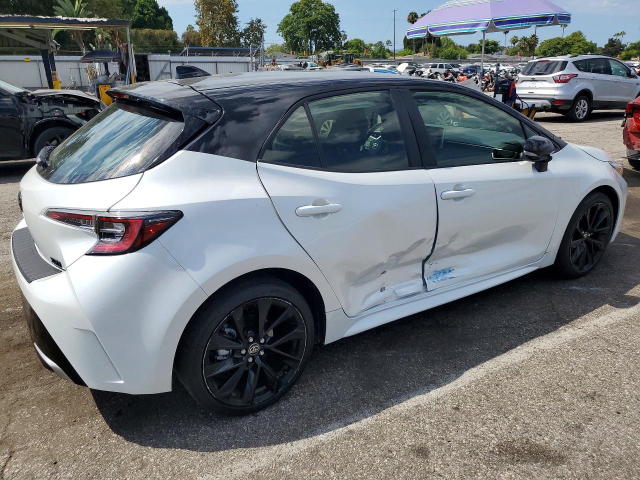 2026 TOYOTA COROLLA XSE — снимка 3