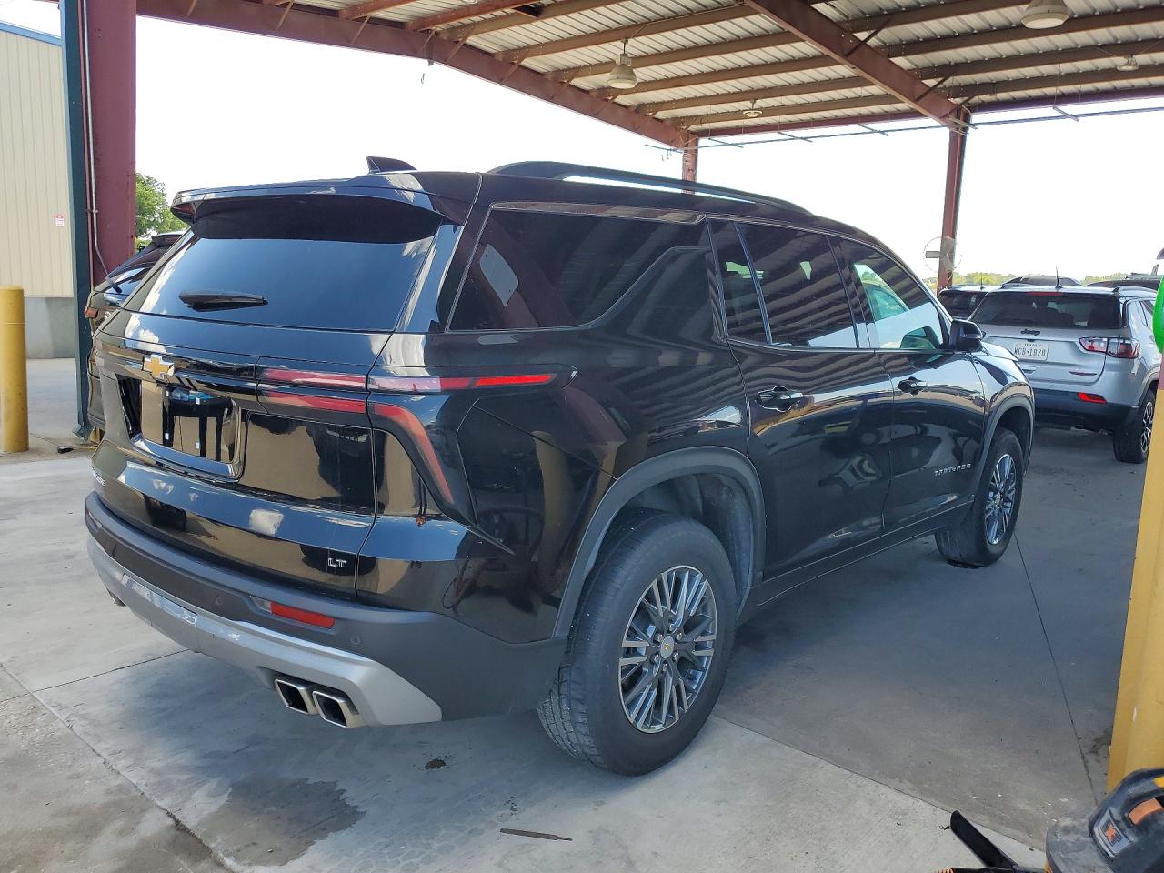 2024 CHEVROLET TRAVERSE LT — снимка 3