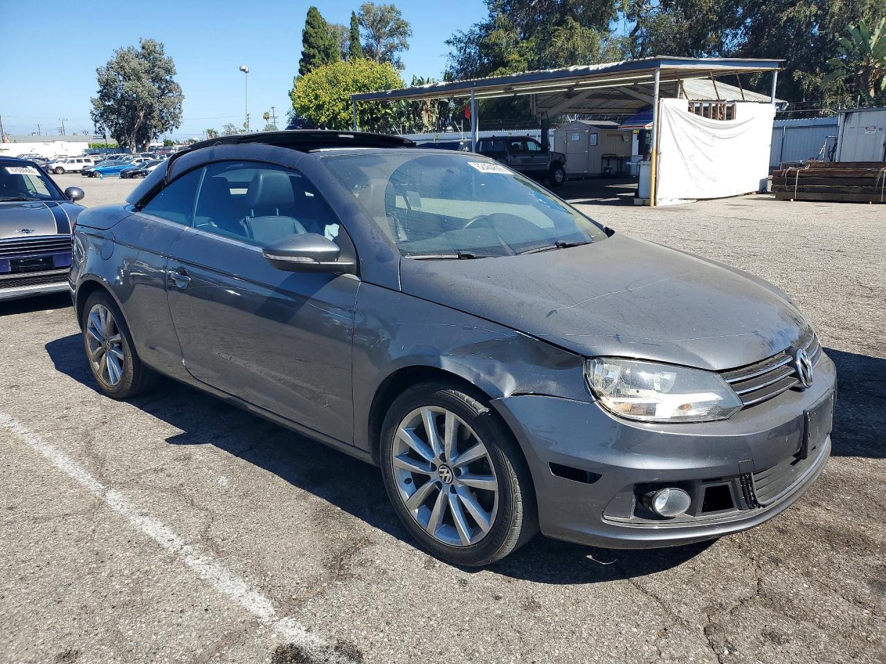 2015 VOLKSWAGEN EOS KOMFORT — снимка 4