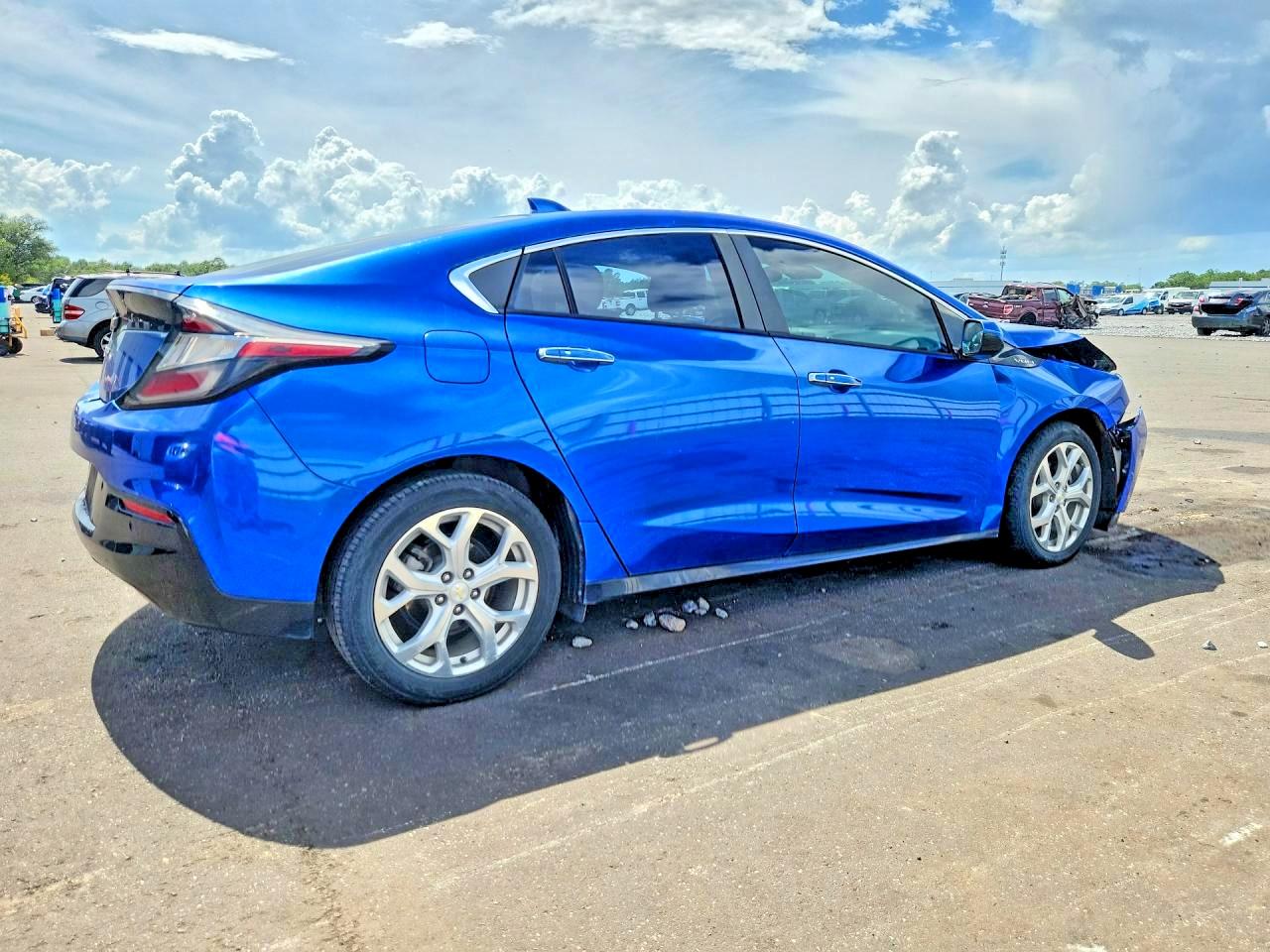 2017 CHEVROLET VOLT PREMIER — снимка 3