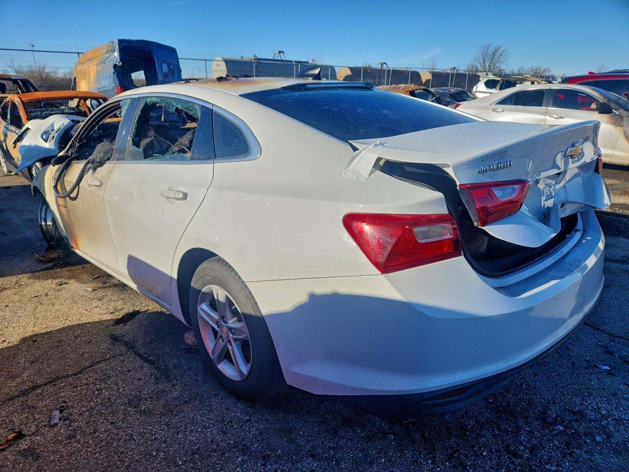2021 CHEVROLET MALIBU LS — снимка 2