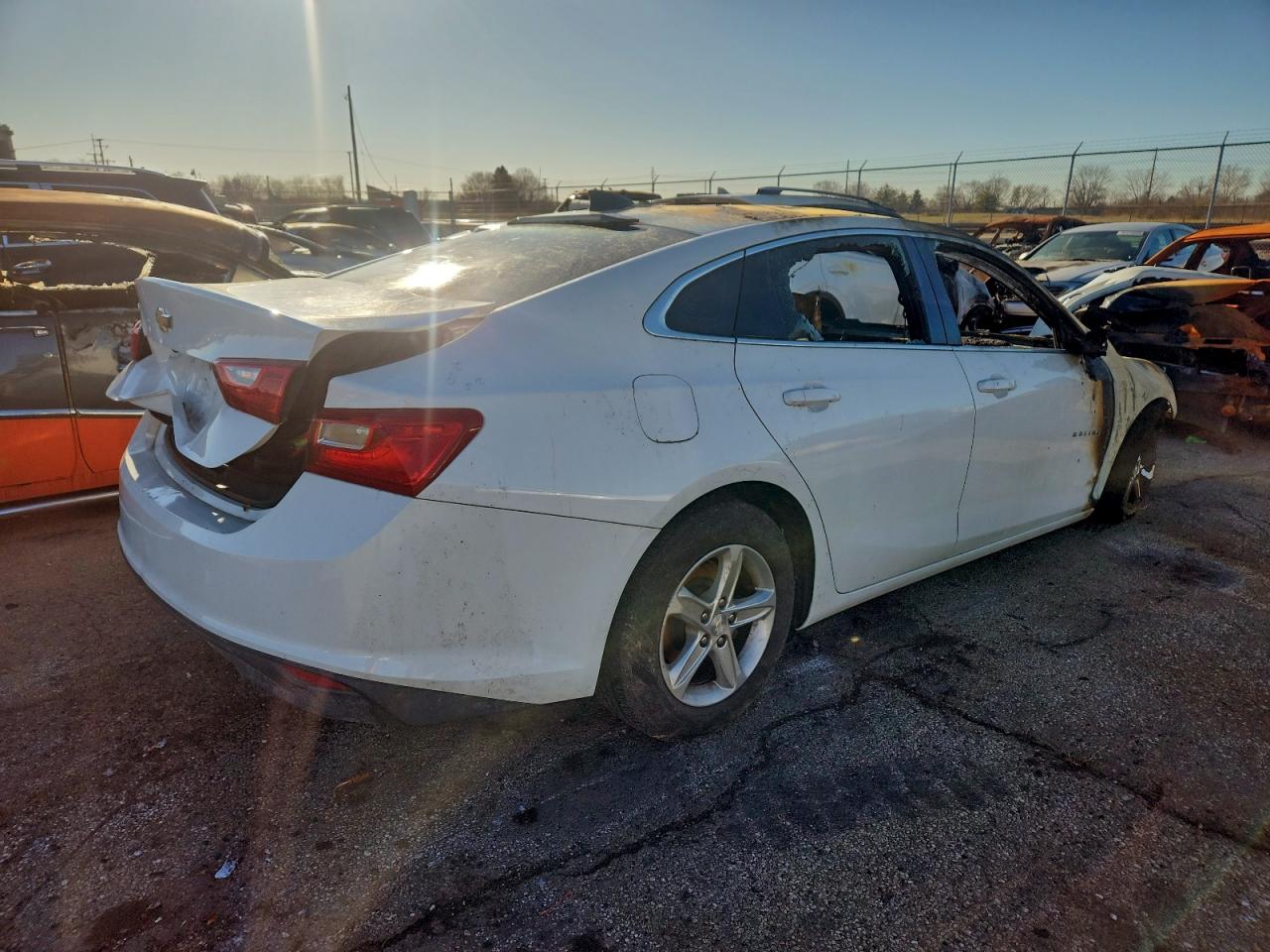2021 CHEVROLET MALIBU LS — снимка 3