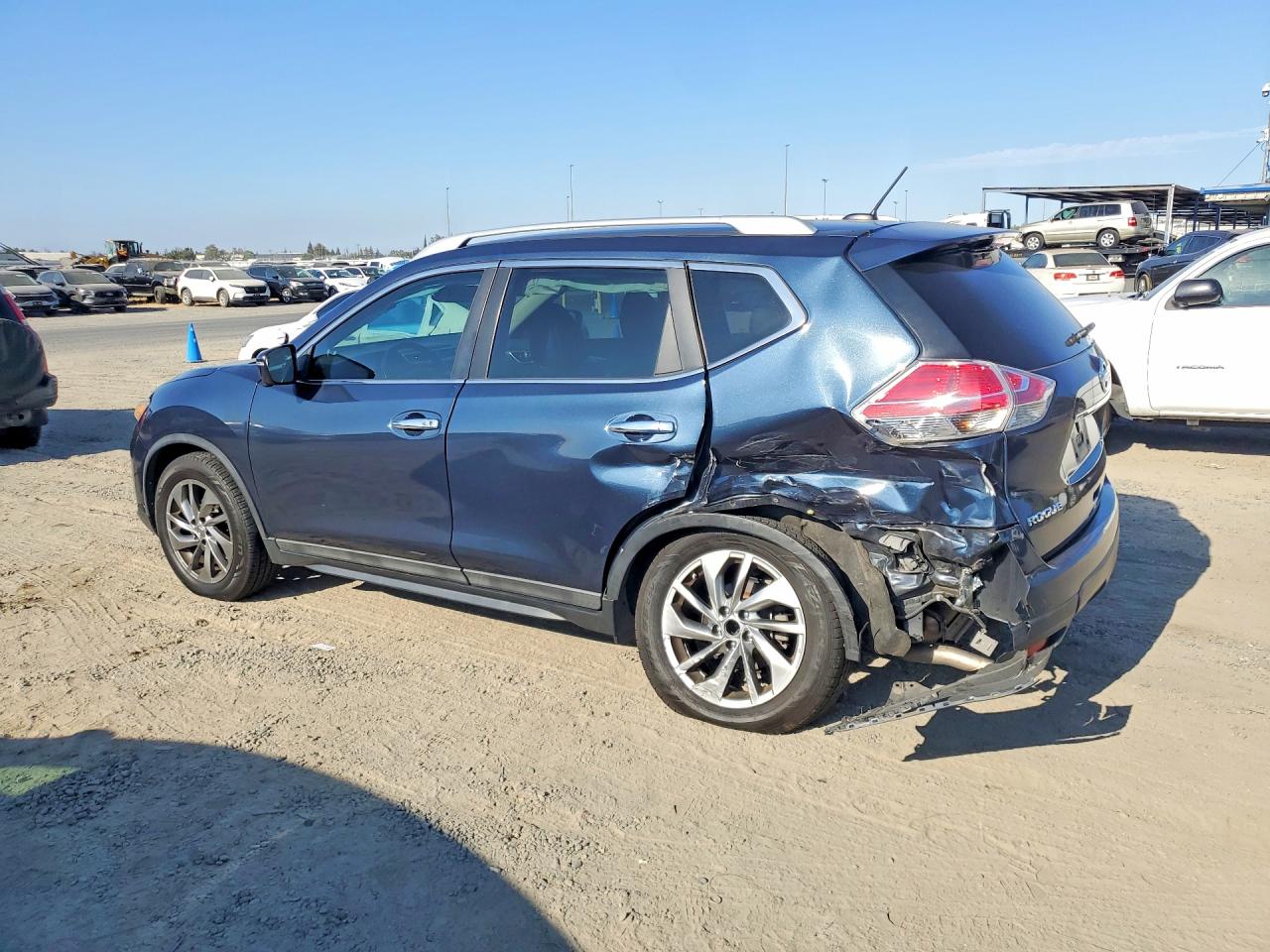 2015 NISSAN ROGUE SL — снимка 2
