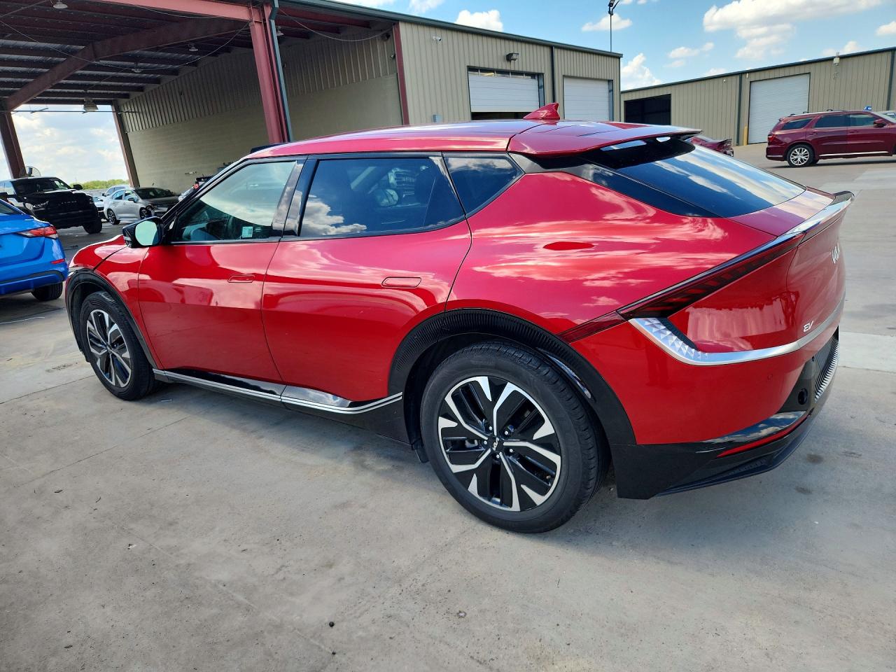 2023 KIA EV6 WIND — снимка 2