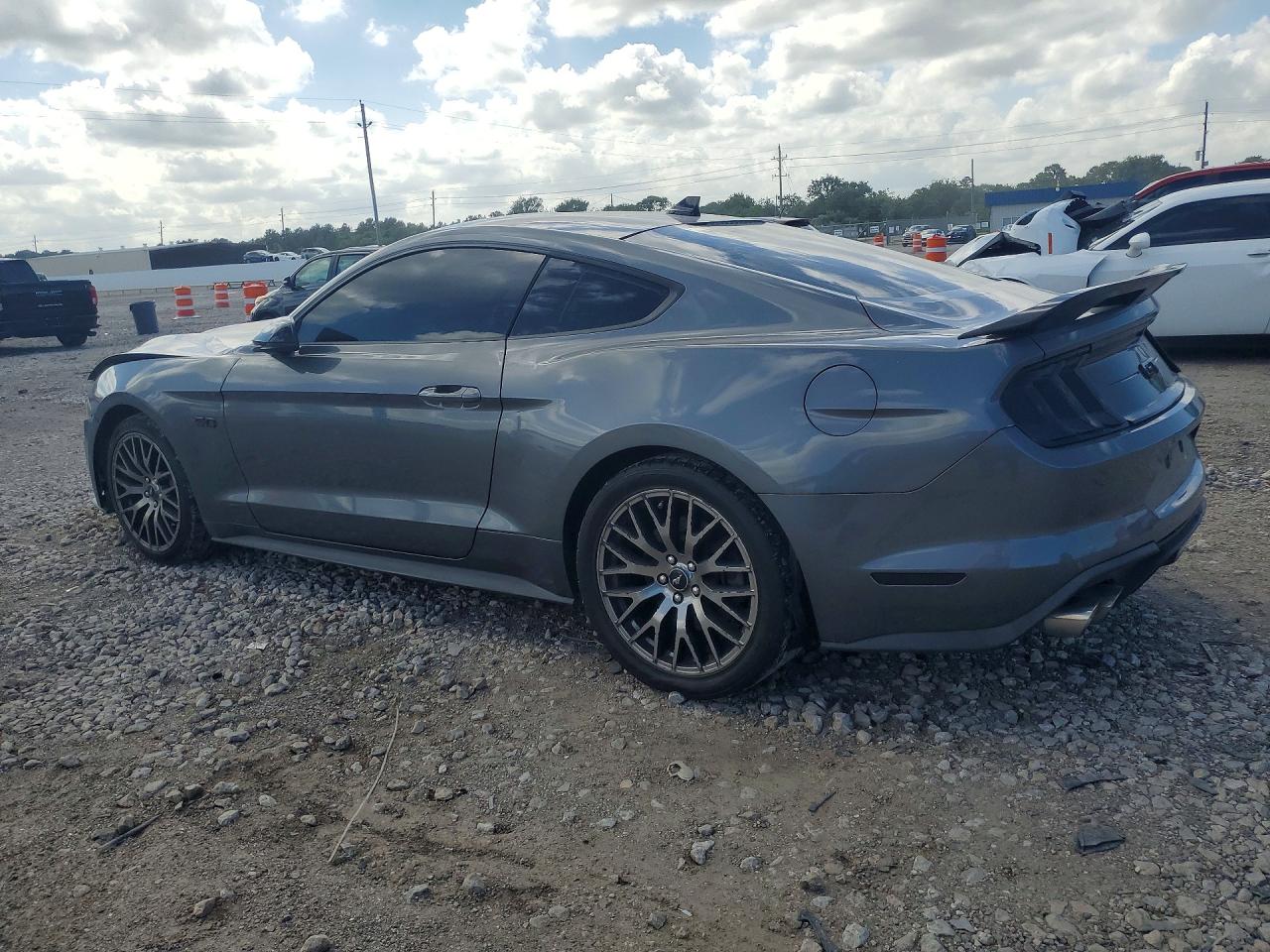 2021 FORD MUSTANG GT — снимка 2