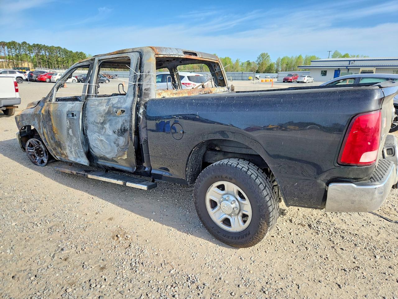 2015 RAM 2500 SLT — снимка 2
