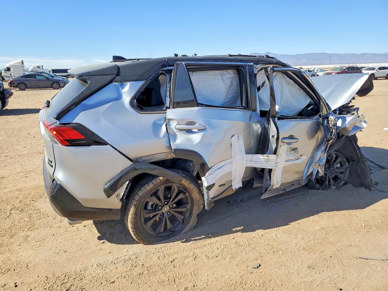 2023 TOYOTA RAV4 XSE — снимка 3