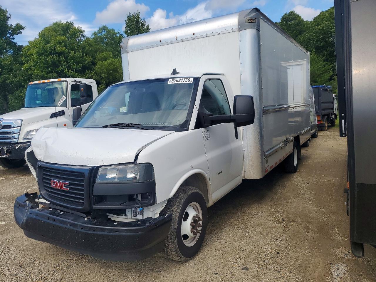 2022 GMC SAVANA CUTAWAY G3500