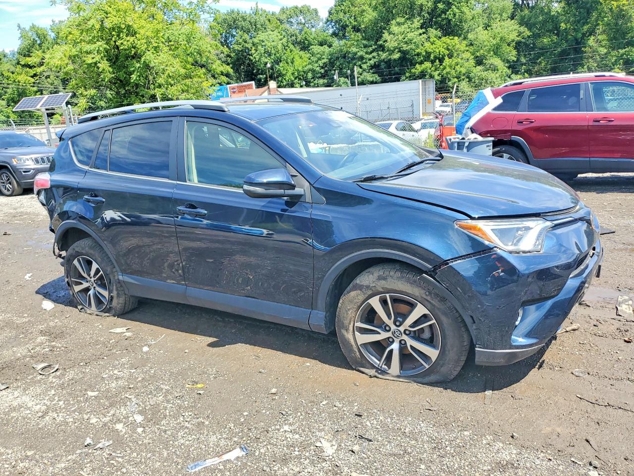 2018 TOYOTA RAV4 XLE — снимка 4