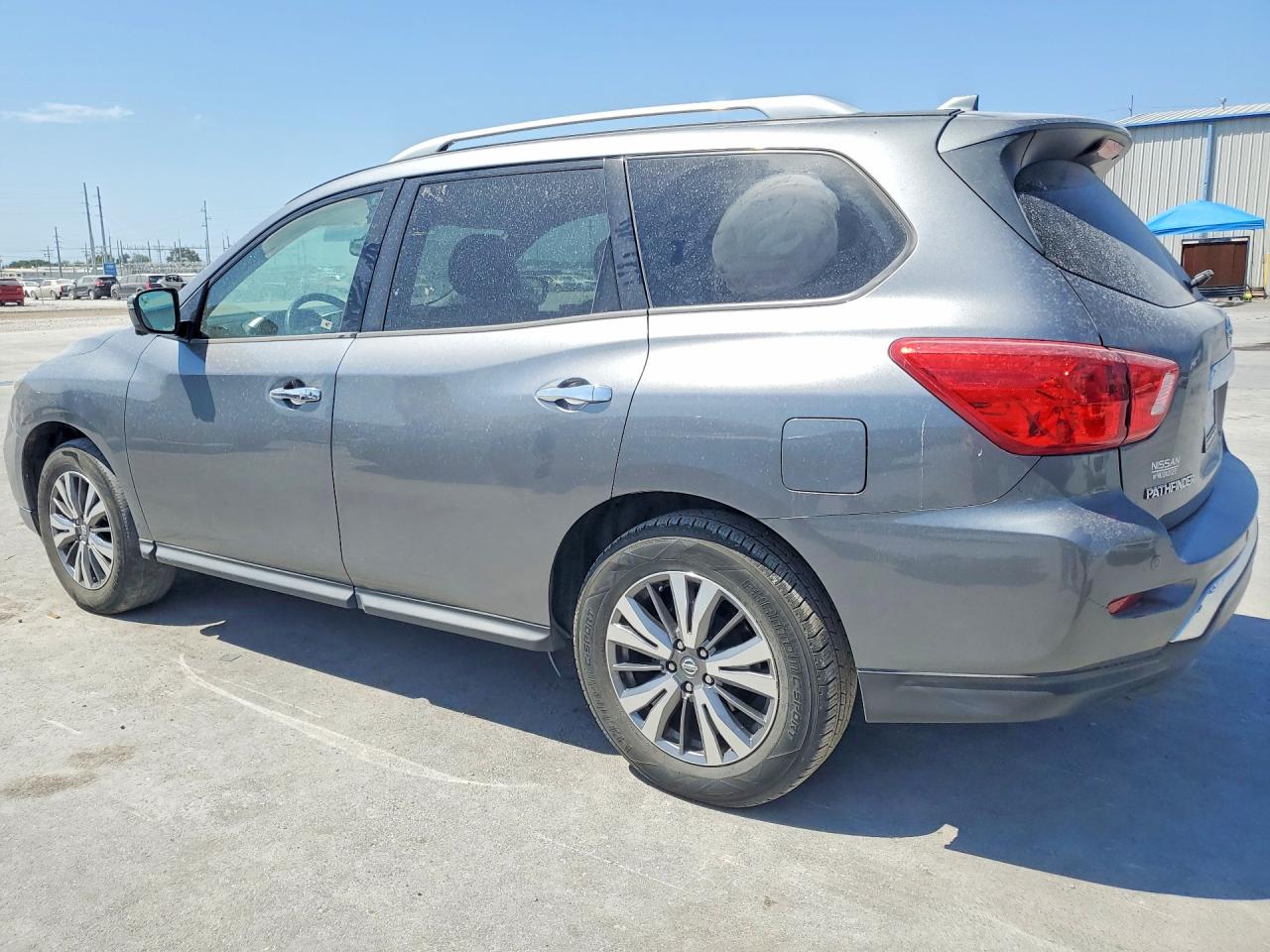 2019 NISSAN PATHFINDER SL — снимка 2