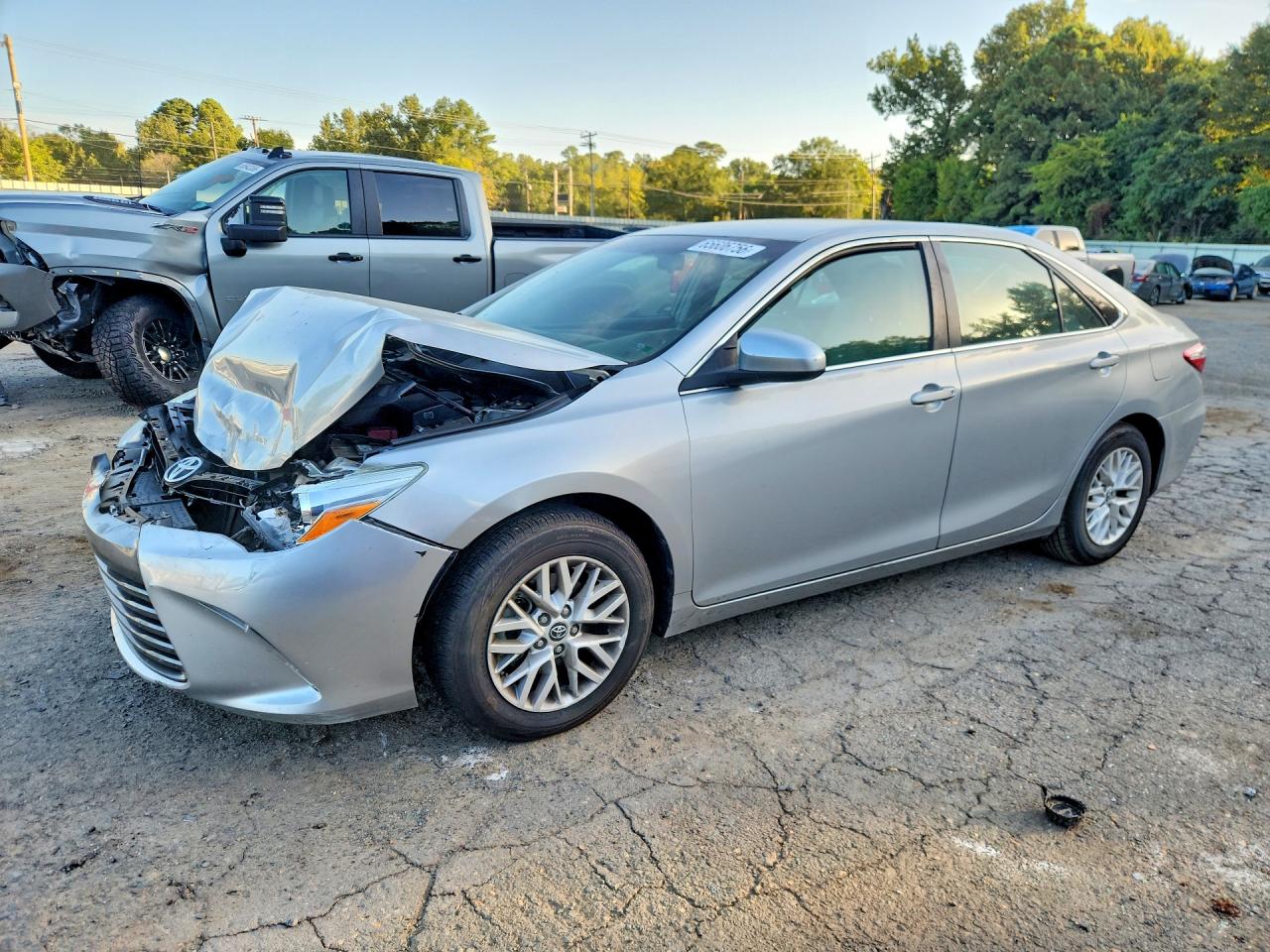 2016 TOYOTA CAMRY LE