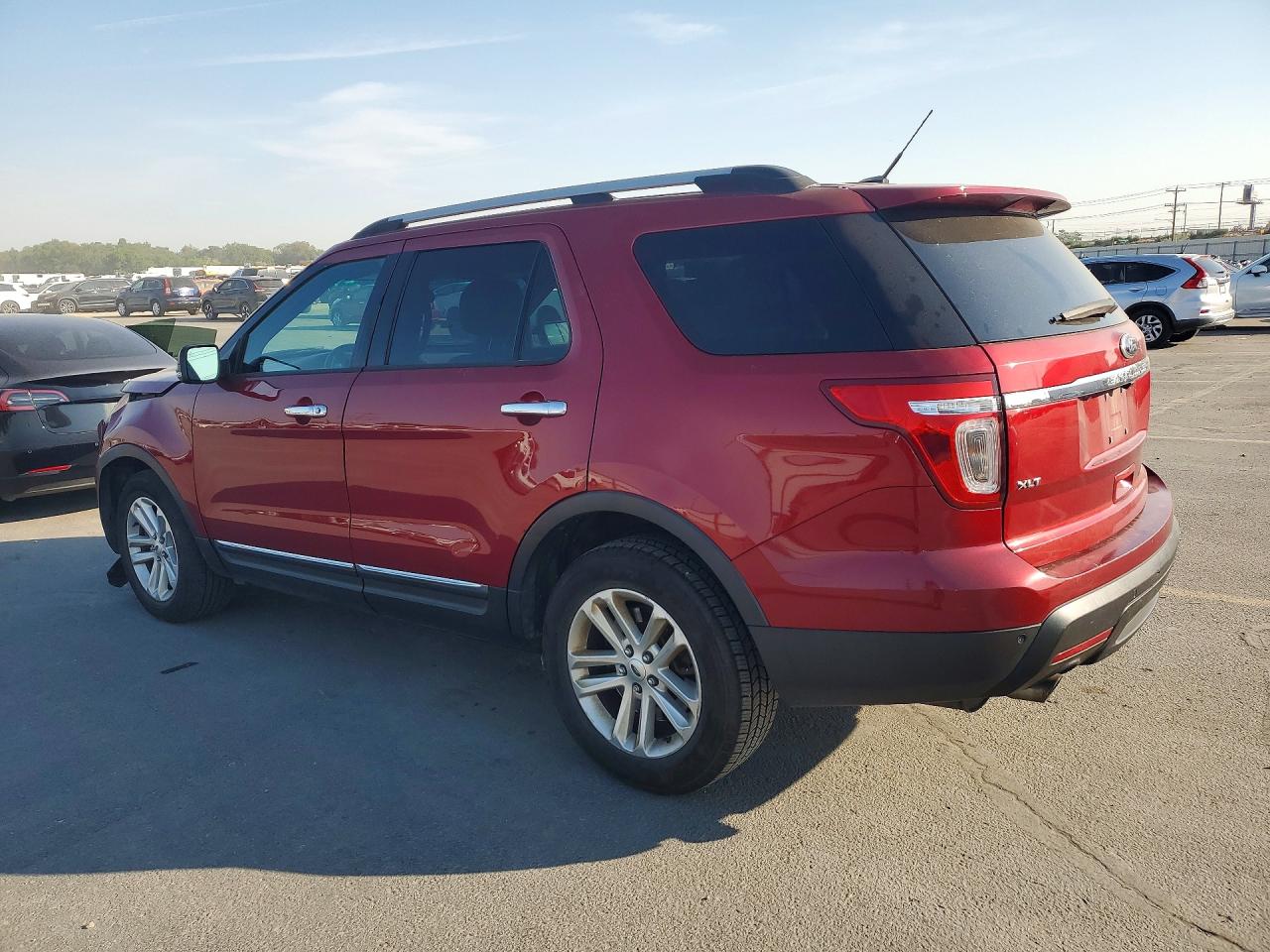 2015 FORD EXPLORER XLT — снимка 2