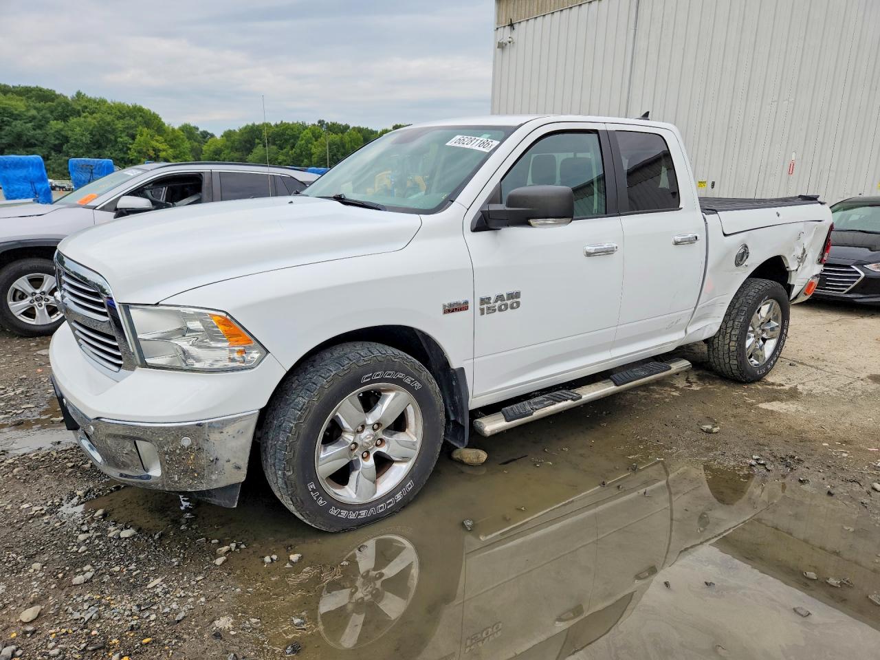 2016 RAM 1500 SLT