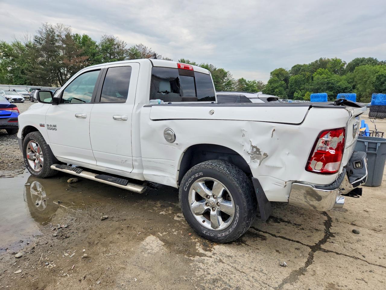 2016 RAM 1500 SLT — снимка 2