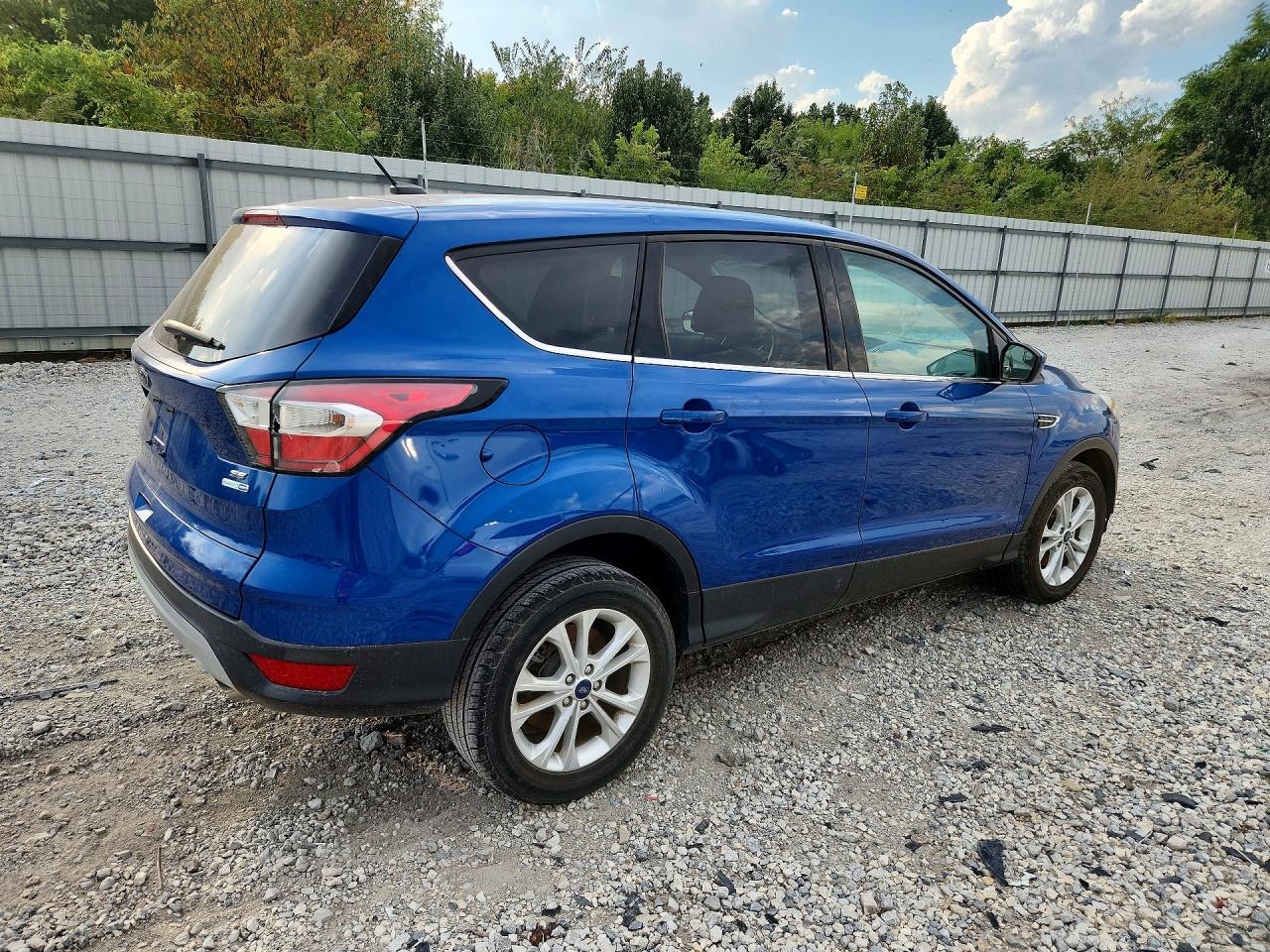 2017 FORD ESCAPE SE — снимка 3