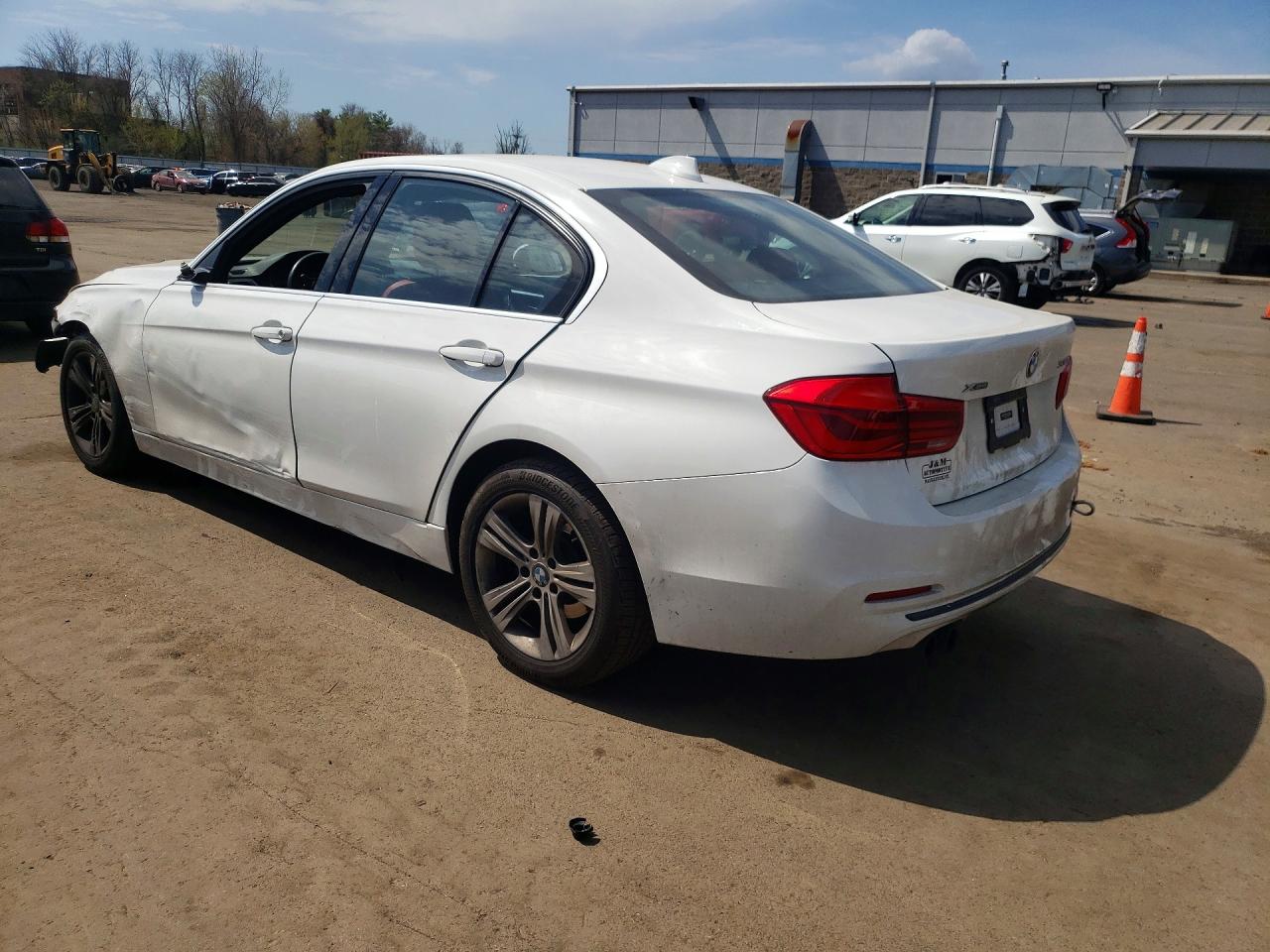 2018 BMW 330 XI — снимка 2