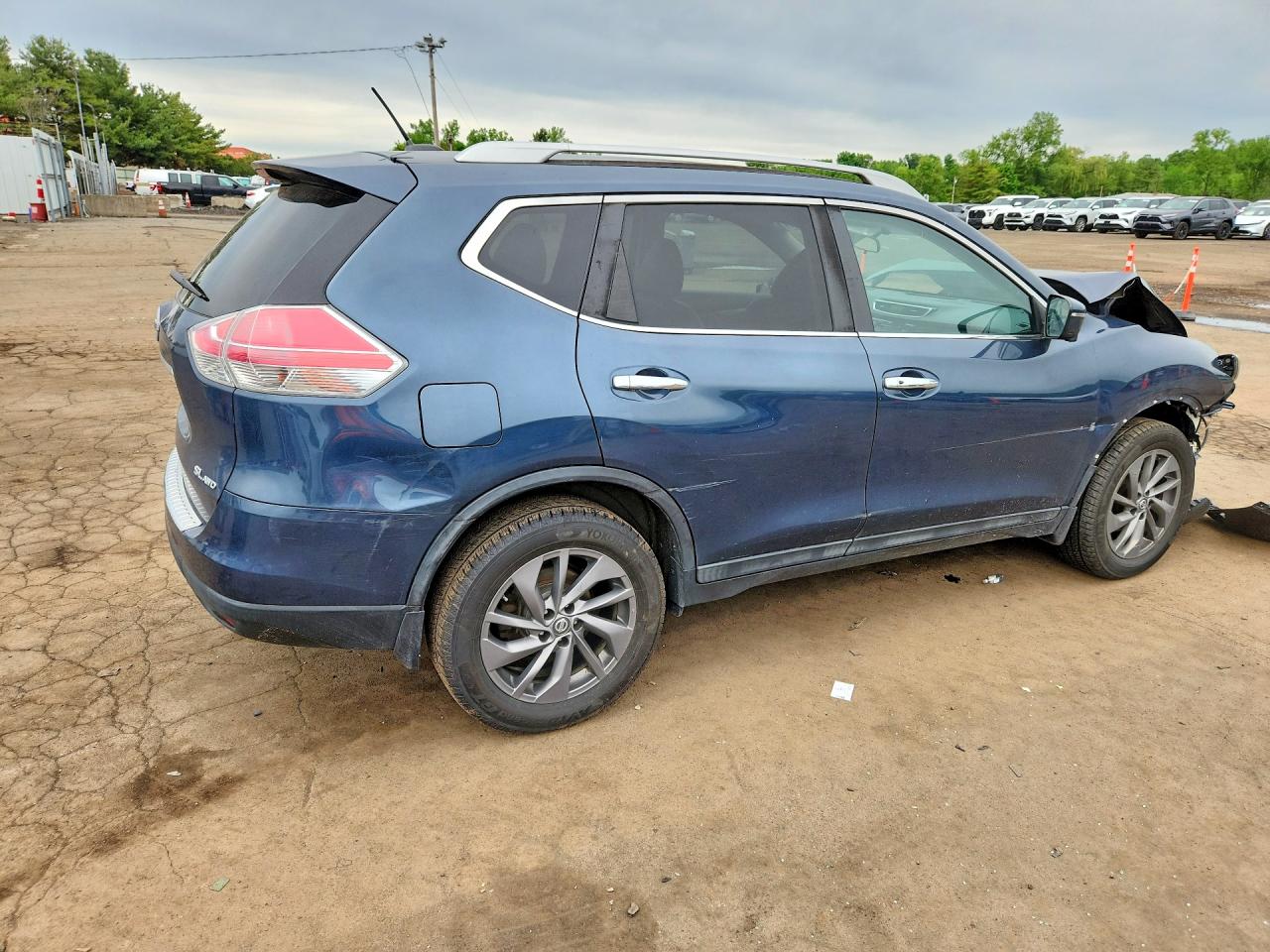 2016 NISSAN ROGUE SL — снимка 3