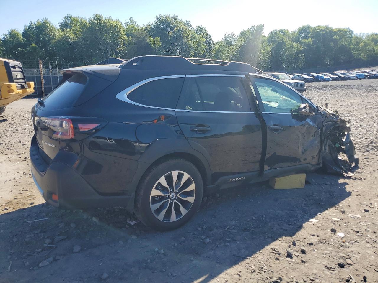 2025 SUBARU OUTBACK LIMITED — снимка 3