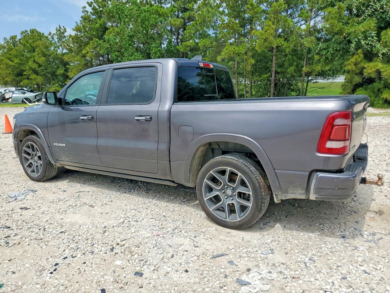 2021 RAM 1500 LARAMIE — снимка 2