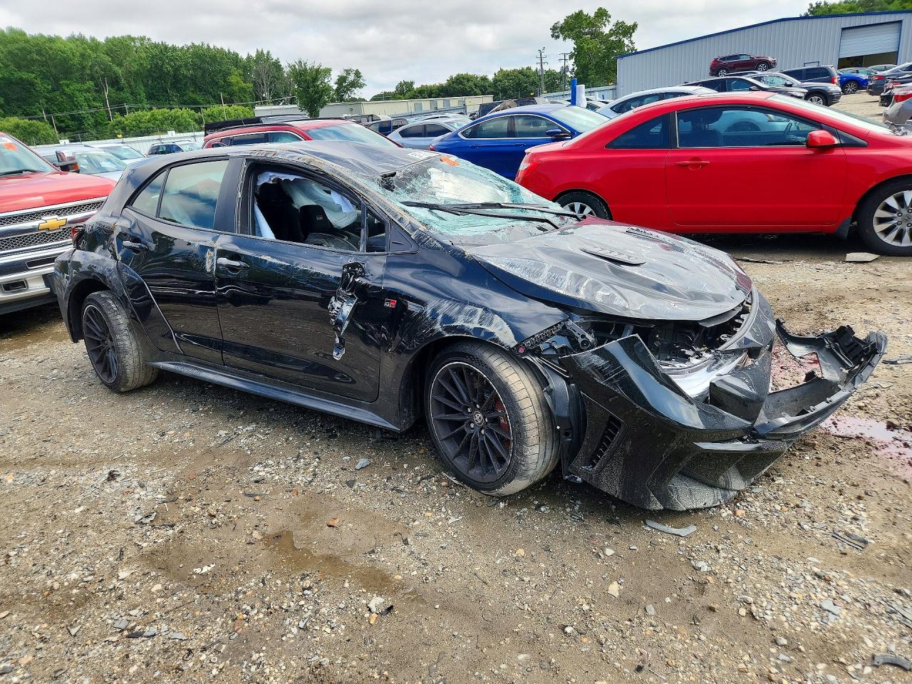 2026 TOYOTA GR COROLLA BASE — снимка 4