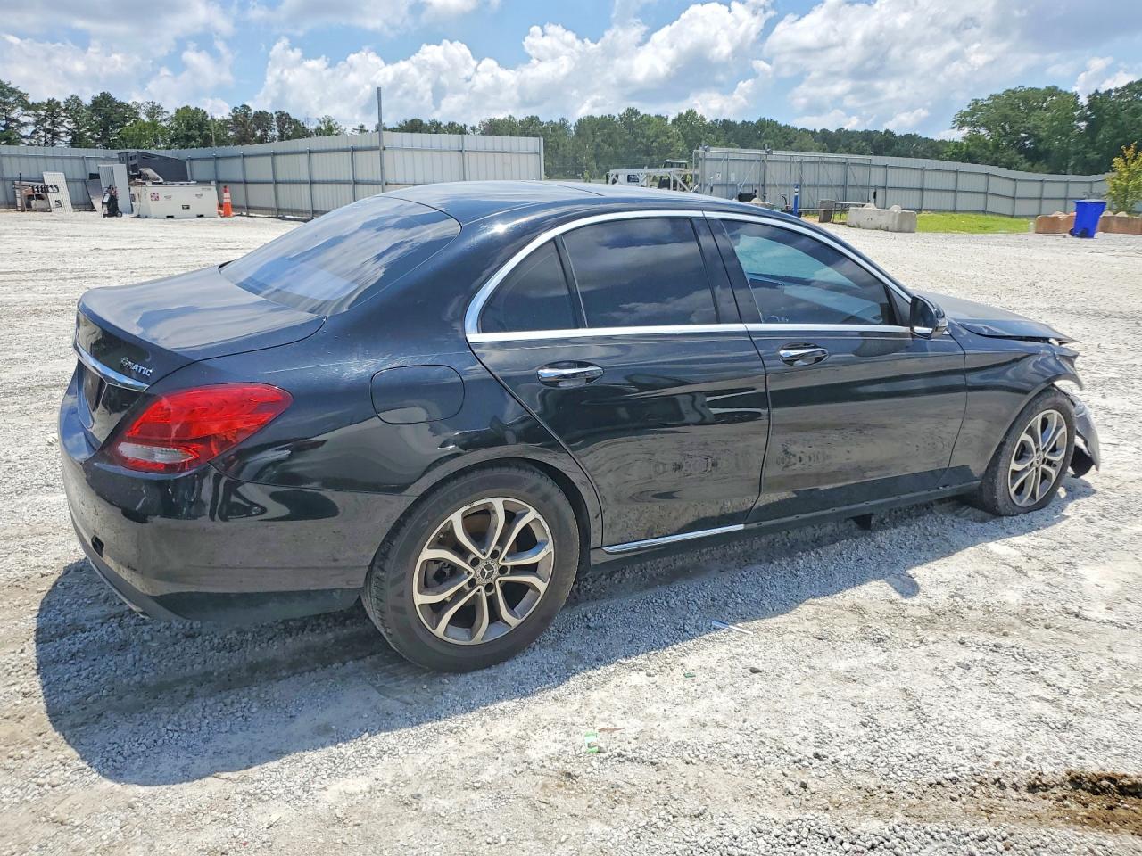 2017 MERCEDES-BENZ C 300 4MATIC — снимка 3