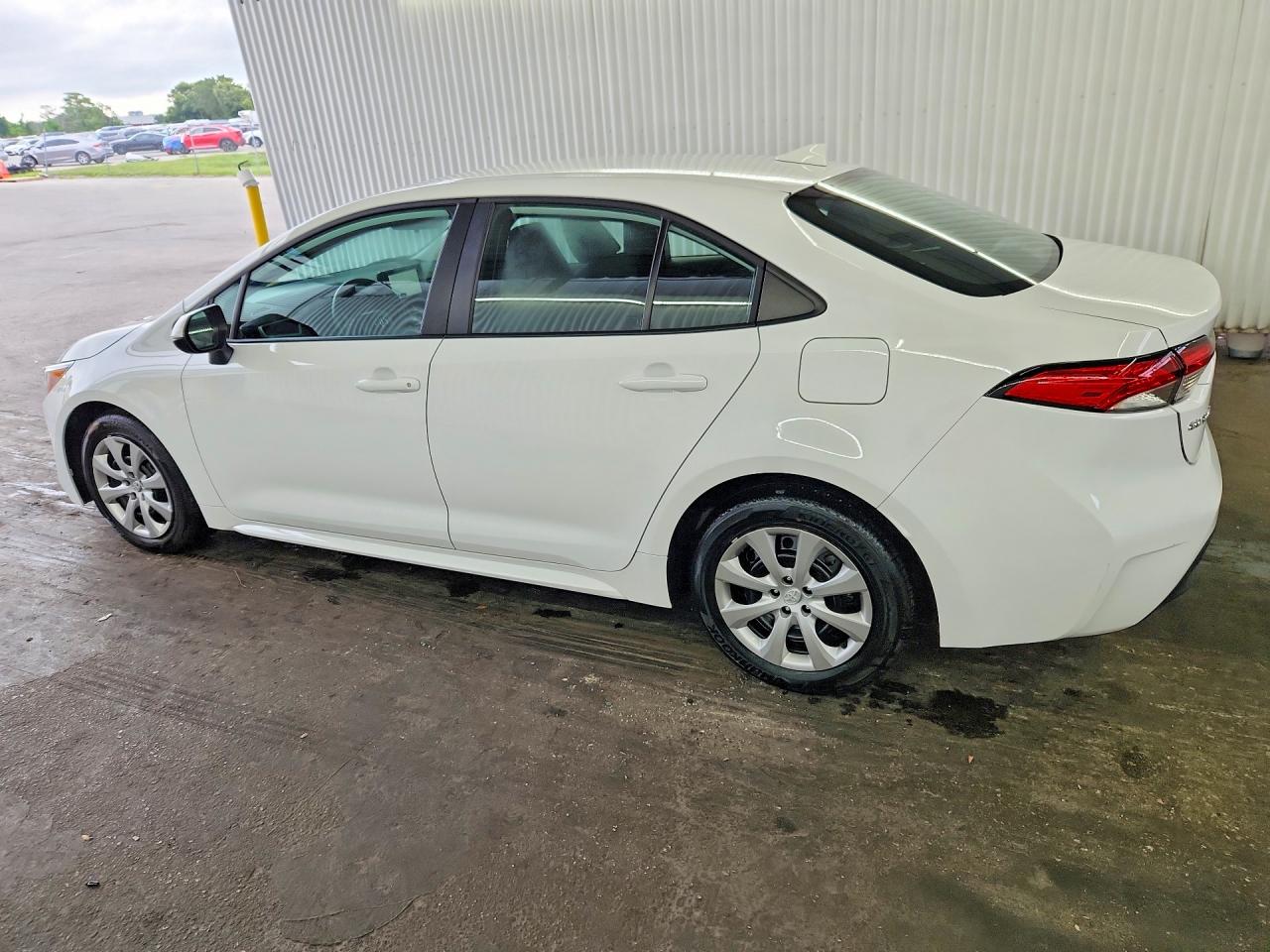 2026 TOYOTA COROLLA LE — снимка 2