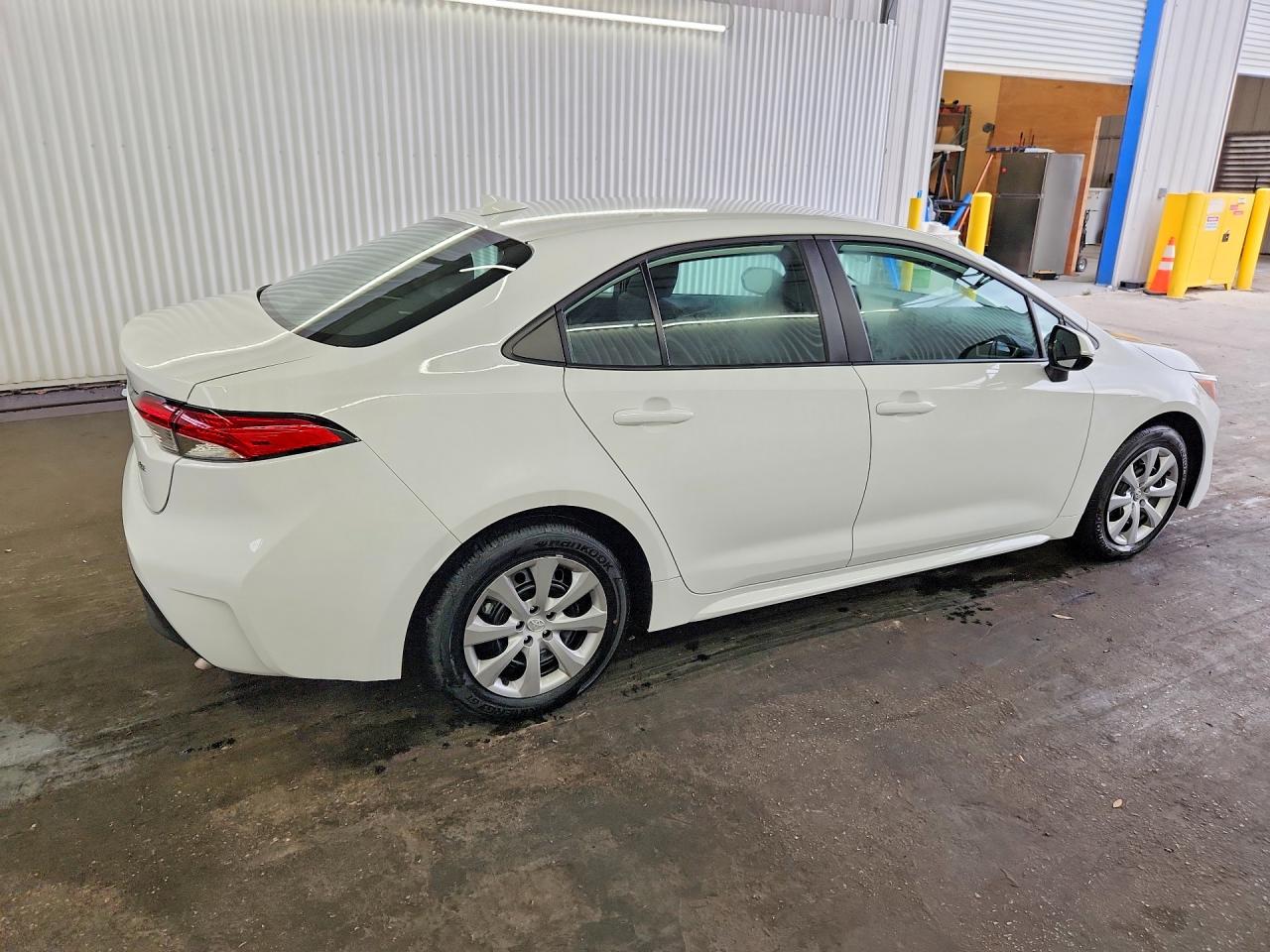 2026 TOYOTA COROLLA LE — снимка 3