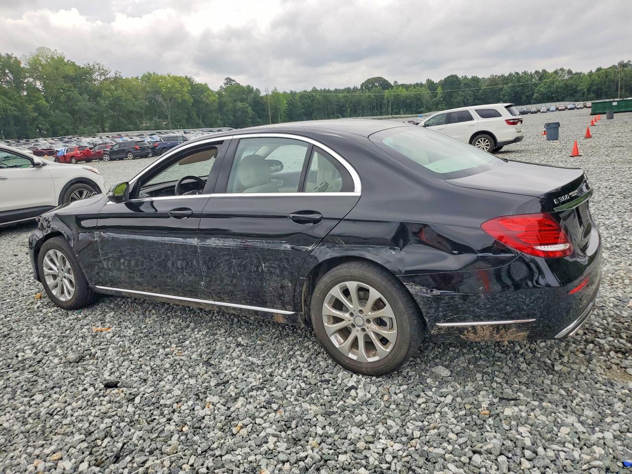 2017 MERCEDES-BENZ E 300 — снимка 2