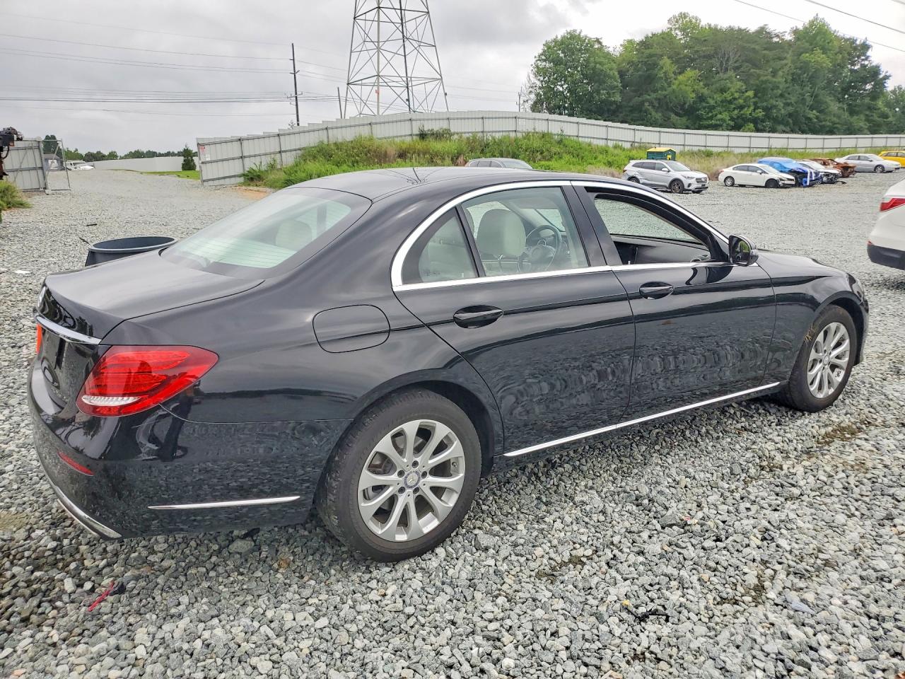 2017 MERCEDES-BENZ E 300 — снимка 3