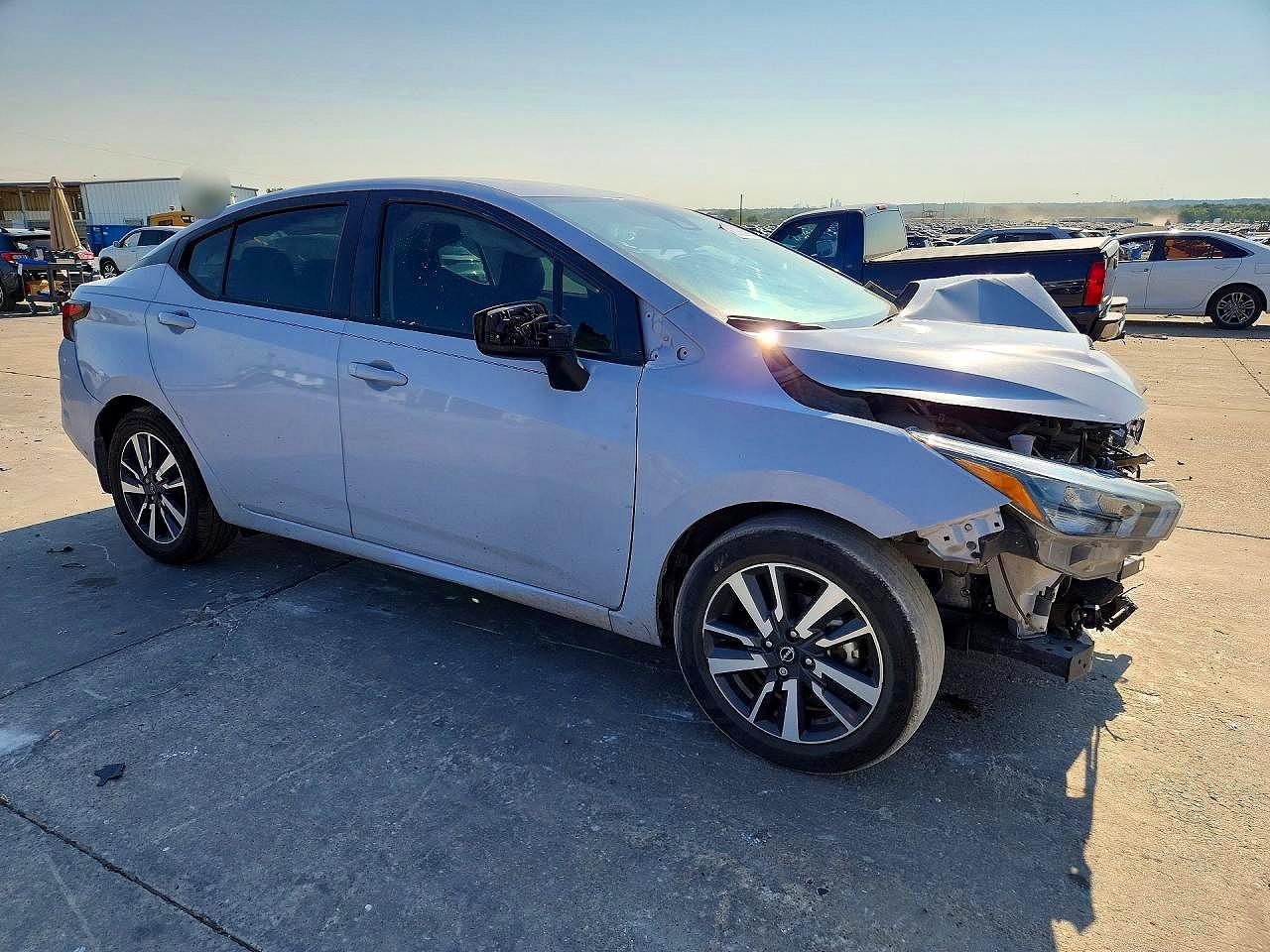2025 NISSAN VERSA SV — снимка 4