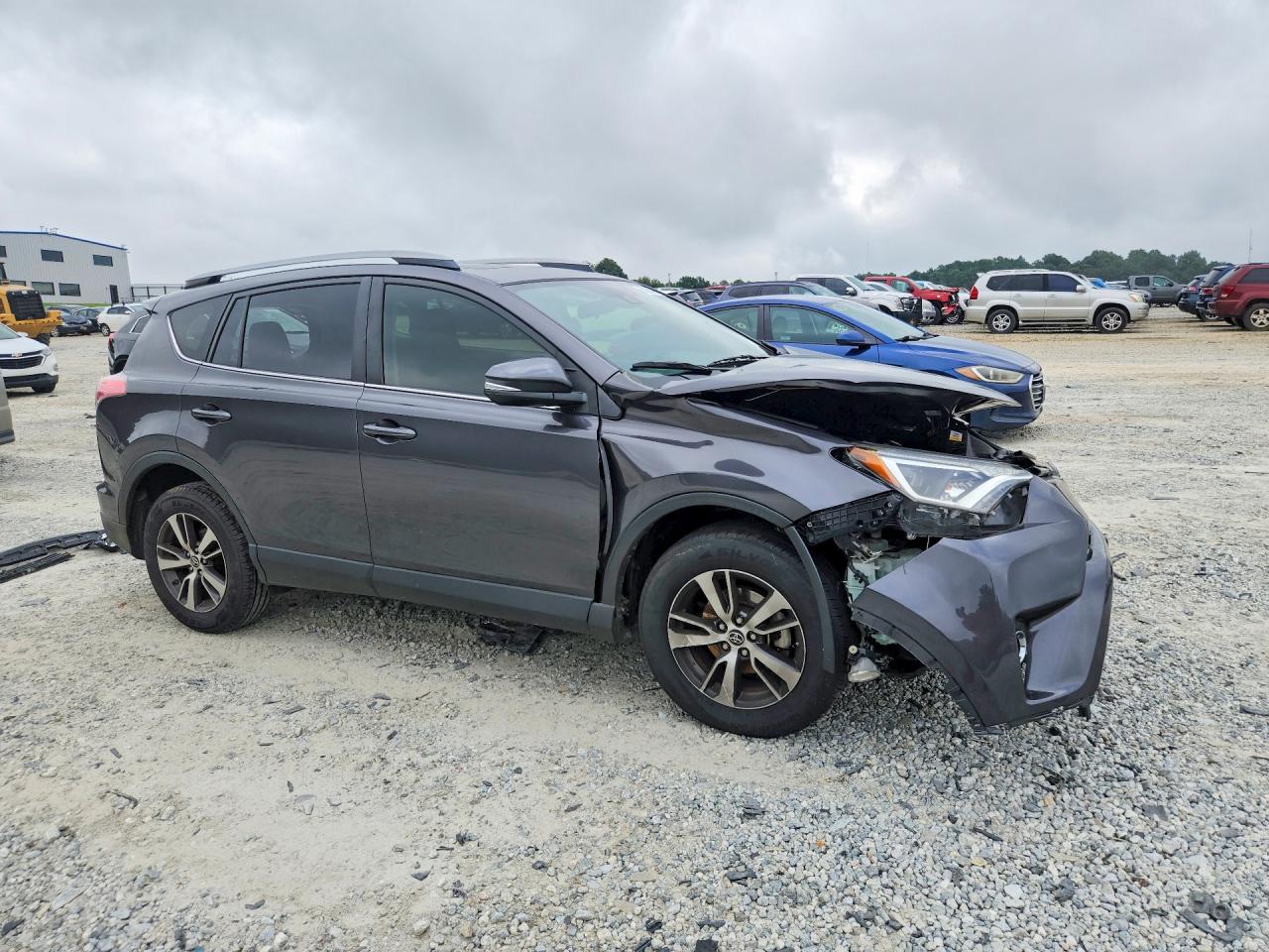 2018 TOYOTA RAV4 XLE — снимка 4
