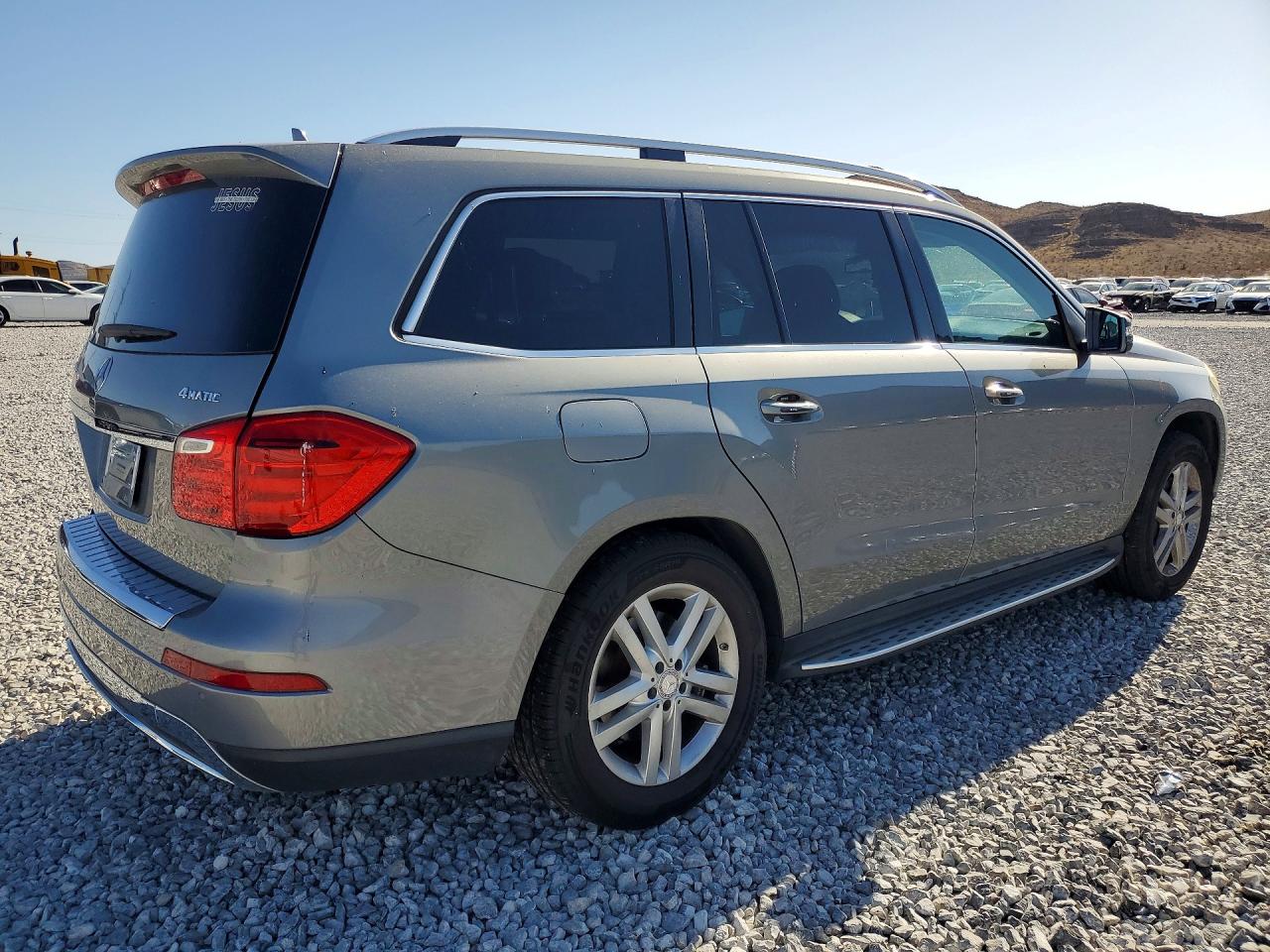 2014 MERCEDES-BENZ GL 450 4MATIC — снимка 3