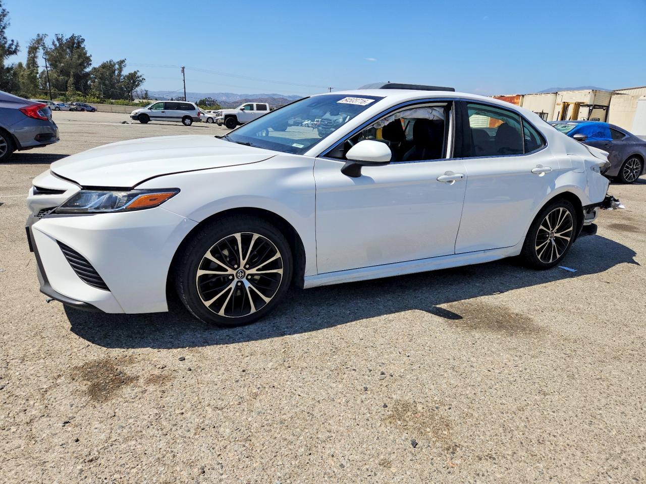 2020 TOYOTA CAMRY SE