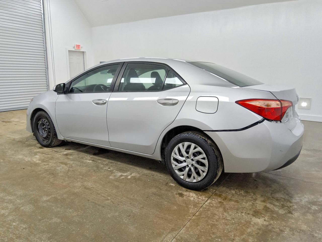 2017 TOYOTA COROLLA LE — снимка 2