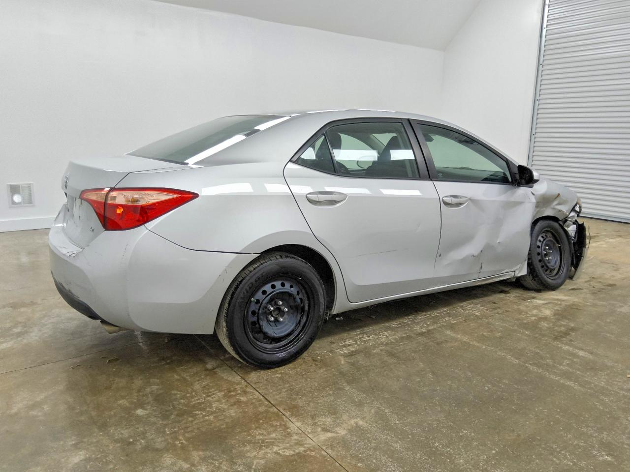 2017 TOYOTA COROLLA LE — снимка 3