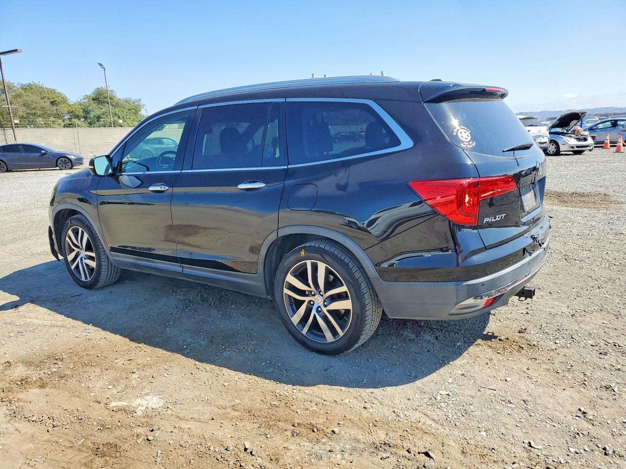 2017 HONDA PILOT TOURING — снимка 2