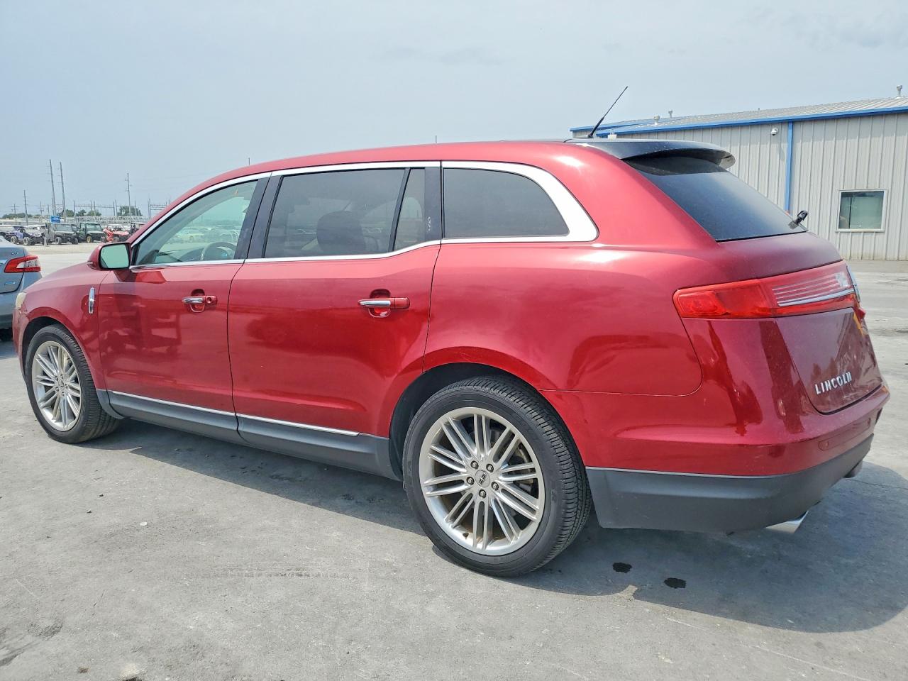 2016 LINCOLN MKT — снимка 2