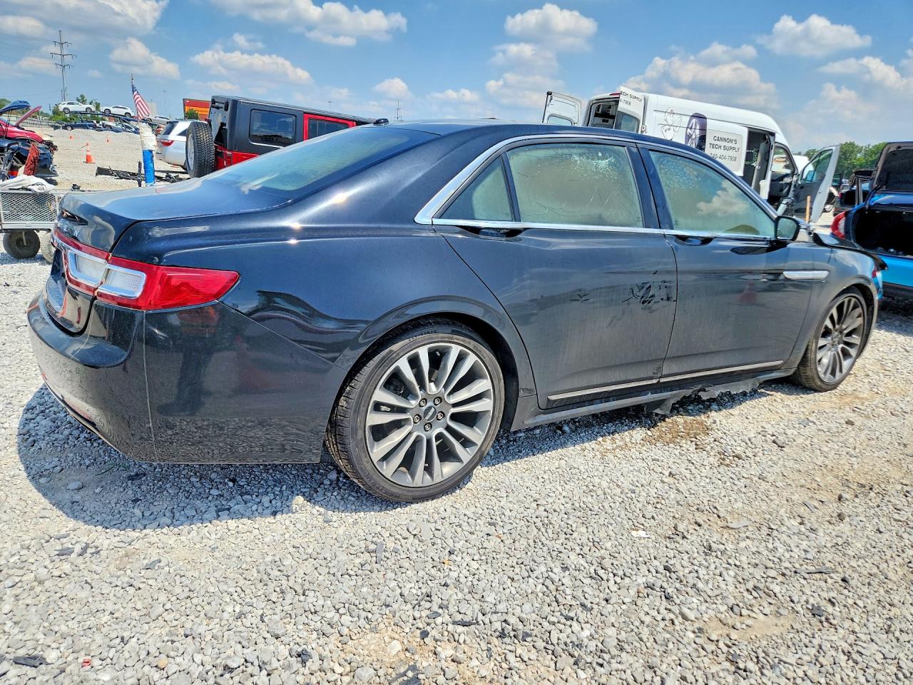 2017 LINCOLN CONTINENTAL RESERVE — снимка 3