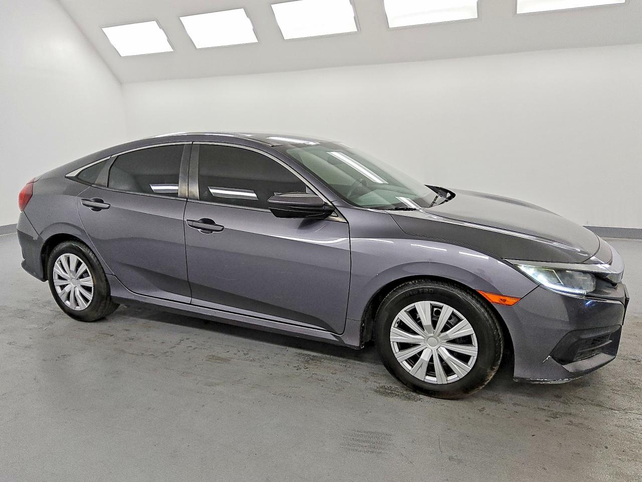 2017 HONDA CIVIC LX — снимка 4