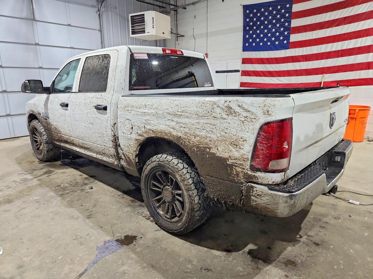 2022 RAM 1500 CLASSIC TRADESMAN — снимка 2