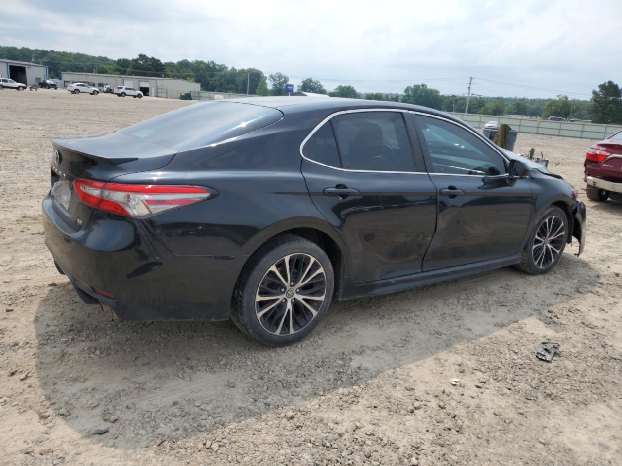 2018 TOYOTA CAMRY L — снимка 3