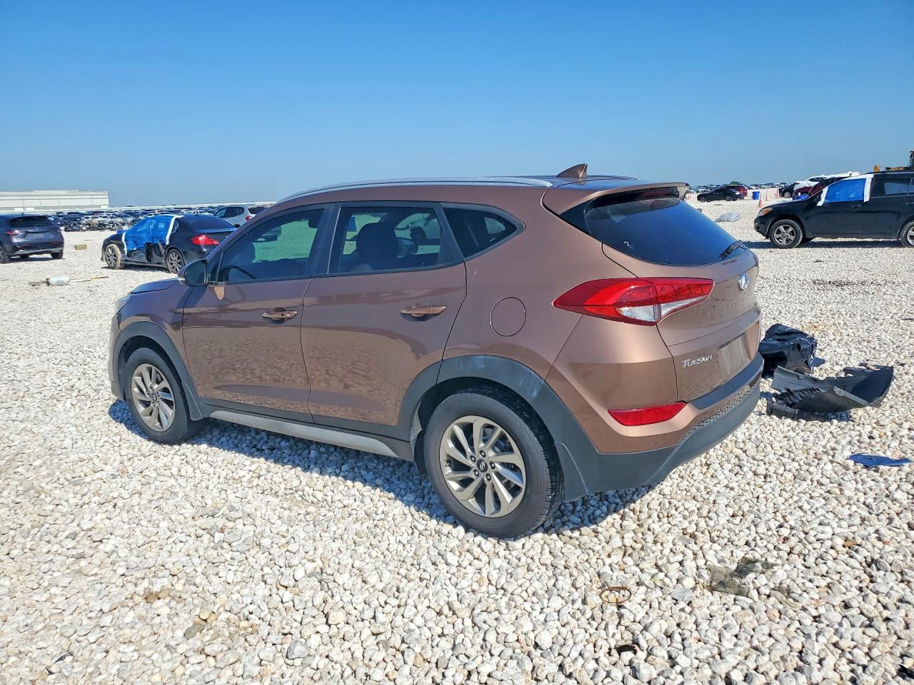 2017 HYUNDAI TUCSON SE PLUS — снимка 2