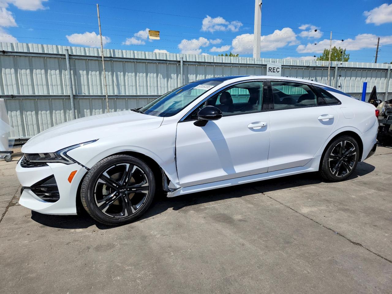 2022 KIA K5 GT LINE