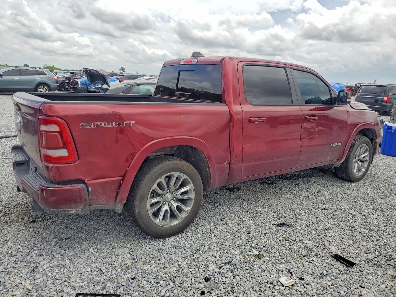 2021 RAM 1500 LARAMIE — снимка 3